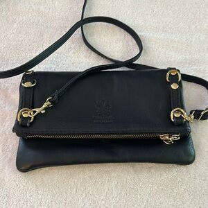 Vera Pelle foldover crossbody bag .